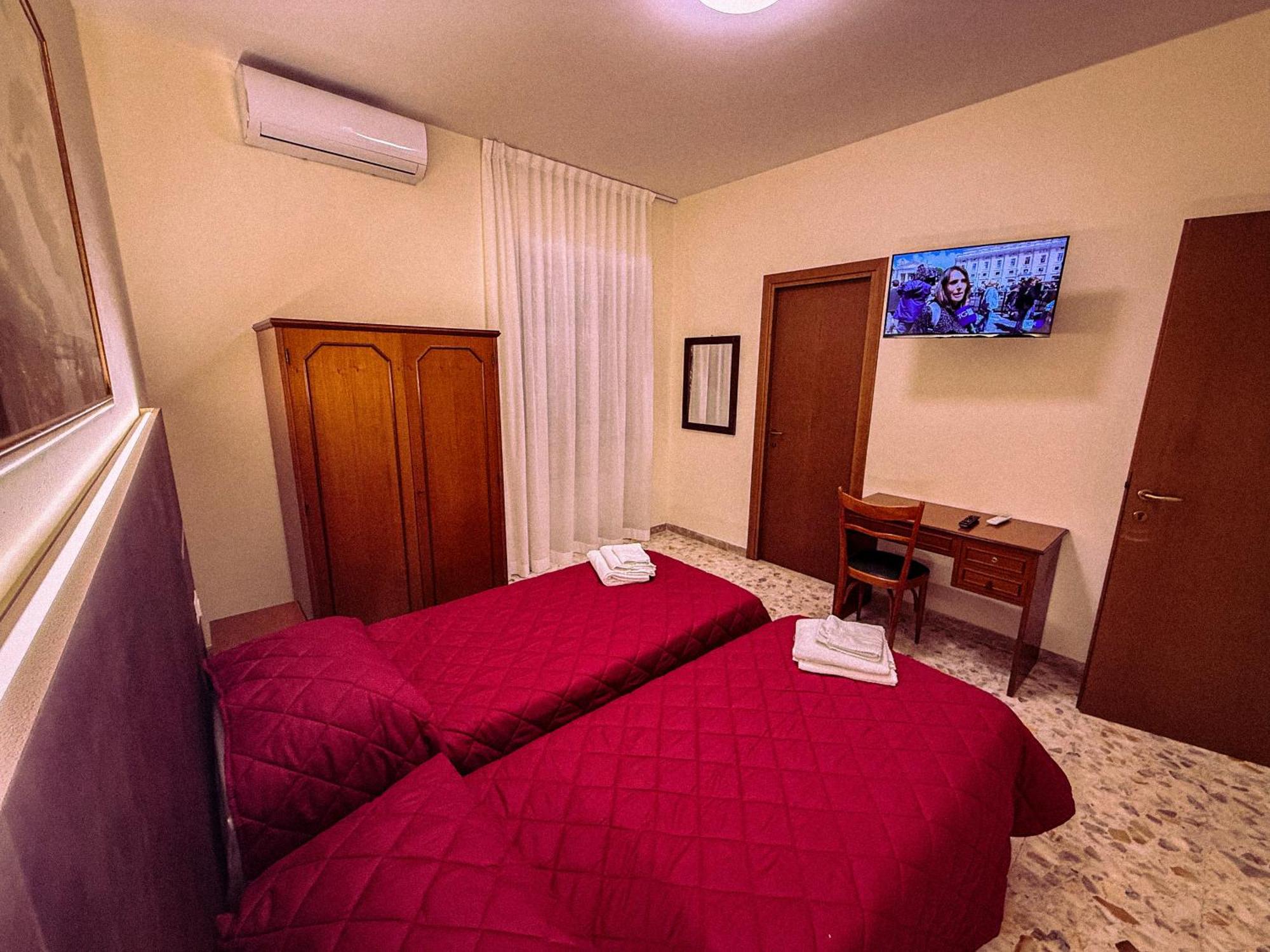 Due Leoni - Casa Per Turismo Cattolico Hotel *