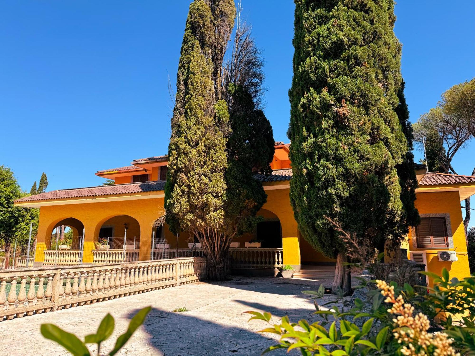 Due Leoni - Casa Per Turismo Cattolico * Roma